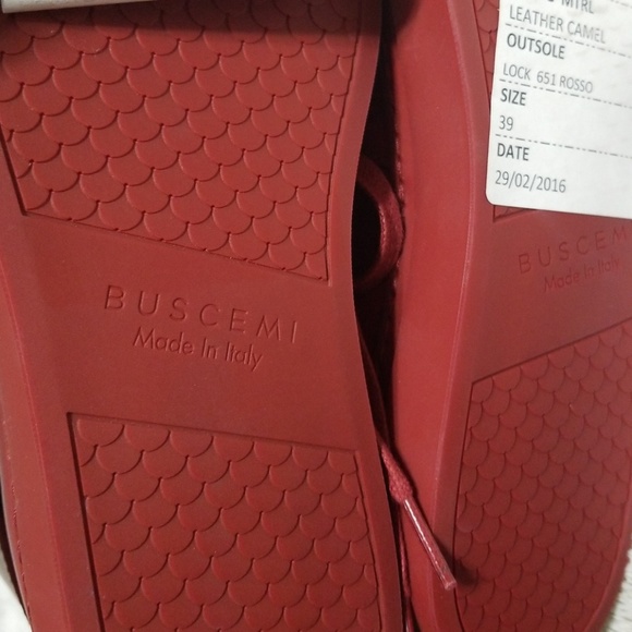 Women Buscemi - Picture 4 of 8